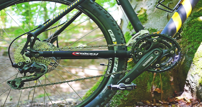 Are Mountain Bike Chains Universal?